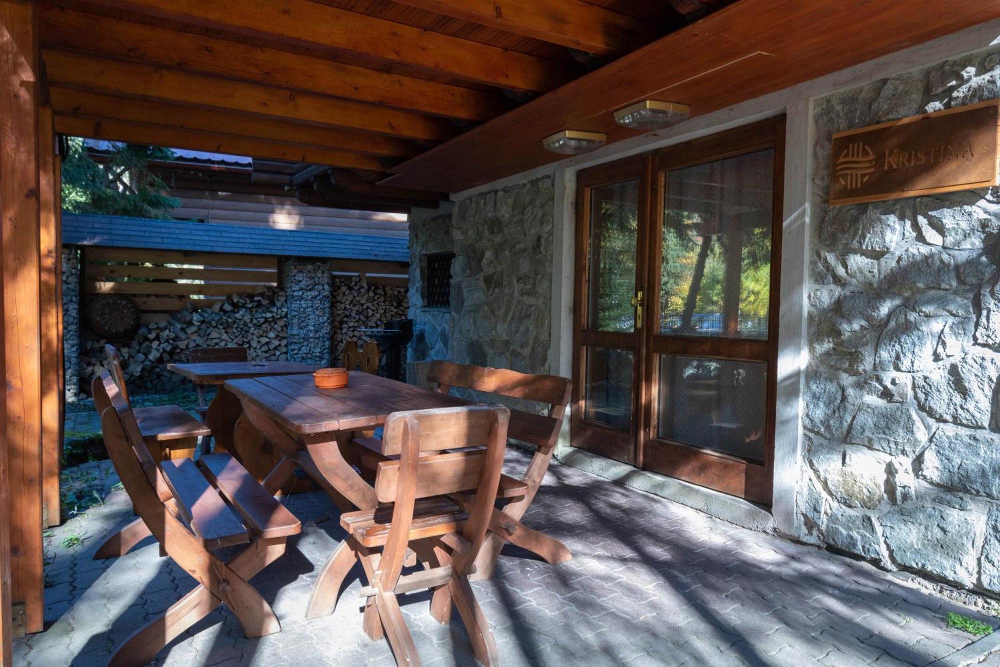 Tatrystay Chalet Kristina เดมานอฟสกา โดลินา ภายนอก รูปภาพ